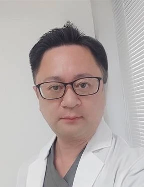 代表 中村文彦